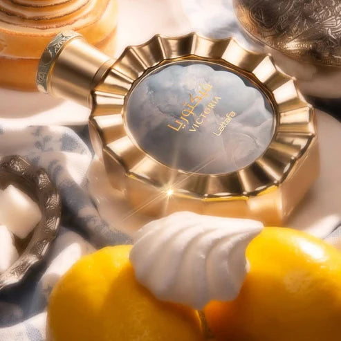 Victoria Lattafa Perfumes 100ML – Perfume Unisex Floral Gourmand con Toques de Limón Merengado y Vainilla